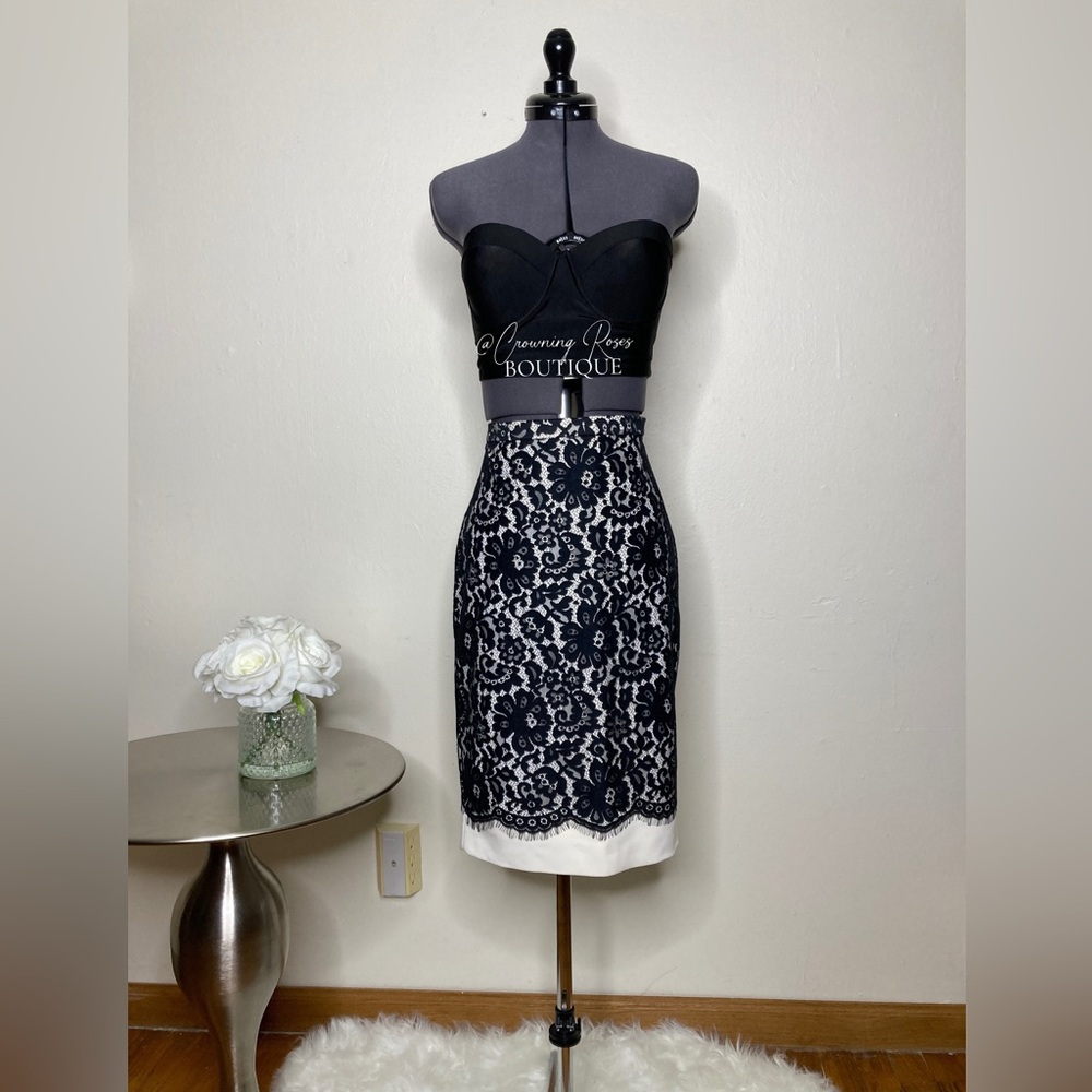 NWOT Black & White Lace Small The Limited Scandal Collection Midi Pencil Skirt